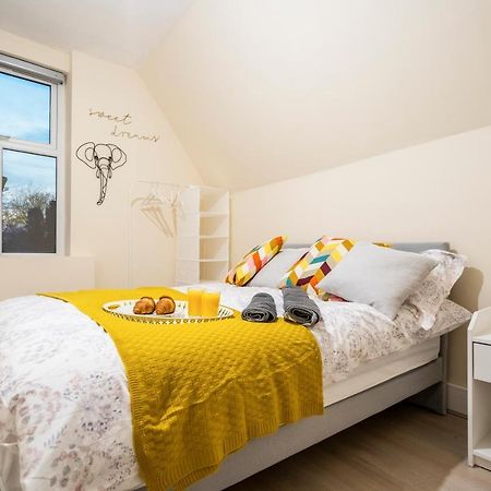 Deluxe 2-Bedroom Flat With Free Parking Birmingham Exterior foto